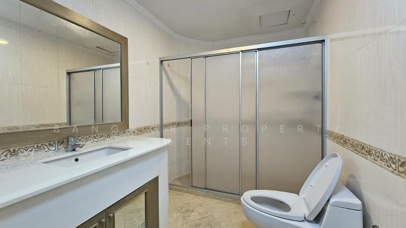 Oriental Towers, Bangkok, 25 Soi Ekkamai 12, Ekkamai Road, Khlong Tan Nua, Watthana, Bangkok, 4 Bedrooms, 453 sqm, Condo For Rent, by BANGKOK PROPERTY AGENTS, 500167286 - DDproperty.com