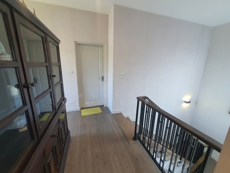 Bangkok Boulevard Pinklao-Petchkasem, Nakhon Pathom, Phutthamonthon Sai 4 Road, Krathum Lom, Sam Phran, Nakhon Pathom, 4 Bedrooms, 250 sqm, Single Detached House For Sale, by ภวิษย์พร โรจนเกียรติกุล, 500167287 - DDproperty.com