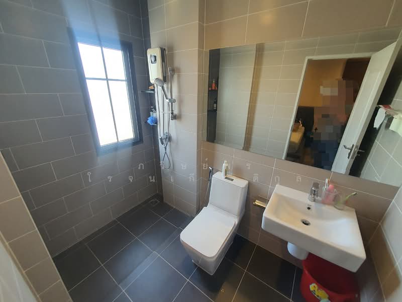 Bangkok Boulevard Pinklao-Petchkasem, Nakhon Pathom, Phutthamonthon Sai 4 Road, Krathum Lom, Sam Phran, Nakhon Pathom, 4 Bedrooms, 250 sqm, Single Detached House For Sale, by ภวิษย์พร โรจนเกียรติกุล, 500167287 - DDproperty.com