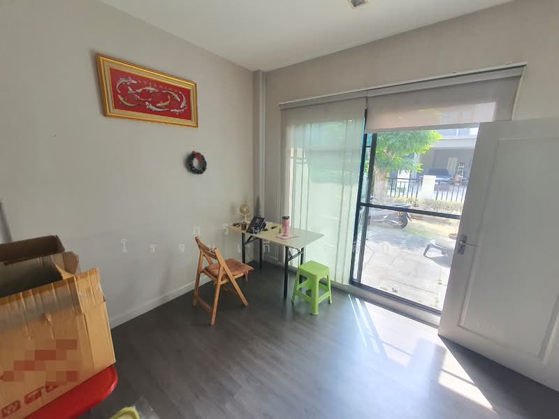 Bangkok Boulevard Pinklao-Petchkasem, Nakhon Pathom, Phutthamonthon Sai 4 Road, Krathum Lom, Sam Phran, Nakhon Pathom, 4 Bedrooms, 250 sqm, Single Detached House For Sale, by ภวิษย์พร โรจนเกียรติกุล, 500167287 - DDproperty.com