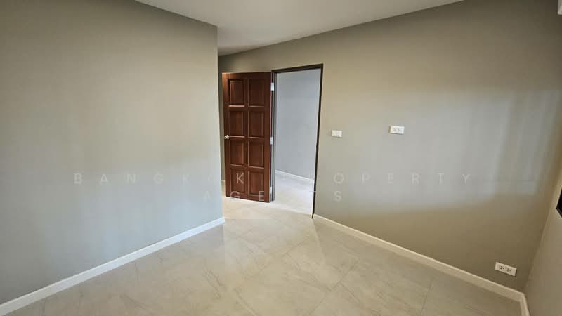 Premier Condominium : พรีเมียร์ คอนโดมิเนียม, กรุงเทพ, ถนนสุขุมวิท 24, คลองตัน, คลองเตย, กรุงเทพ, 300 ตร.ม., คอนโด ให้เช่า, โดย BANGKOK PROPERTY AGENTS, 500167300 - DDproperty.com