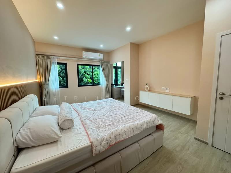 PLEX Onnut - Wongwaen, Bangkok, Sukhaphiban 2 Road, Dok Mai, Prawet, Bangkok, 3 Bedrooms, 150 sqm, Townhouse For Rent, by Eastblue Horizon, 500167302 - DDproperty.com