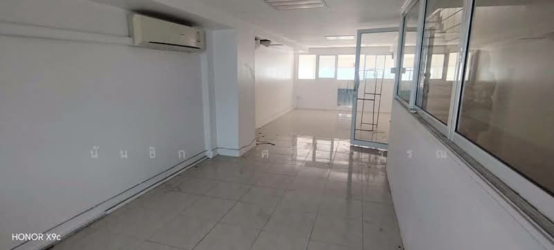 อาคารพาณิชย์ ม.วิลล่า คุณาลัย วัดลาดปลาดุก, นนทบุรี, บางรักพัฒนา, บางบัวทอง, นนทบุรี, 160 ตร.ม., ตึกแถว-อาคารพาณิชย์ ขาย, โดย นันธิกา ศรีสุวรรณ, 500167310 - DDproperty.com