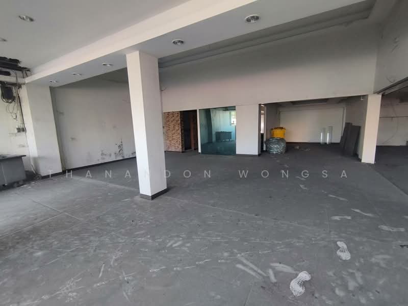 อาคารพาณิชย์ ถนน กิ่งแก้ว ราชาเทวะ บางพลี จังหวัด สมุทรปราการ, Samut Prakan, กิ่งแก้ว, Rachathewa, Bang Plee, Samut Prakan, , 406 sqm, Shophouse For Sale, by Thanandon Wongsa, 500167316 - DDproperty.com