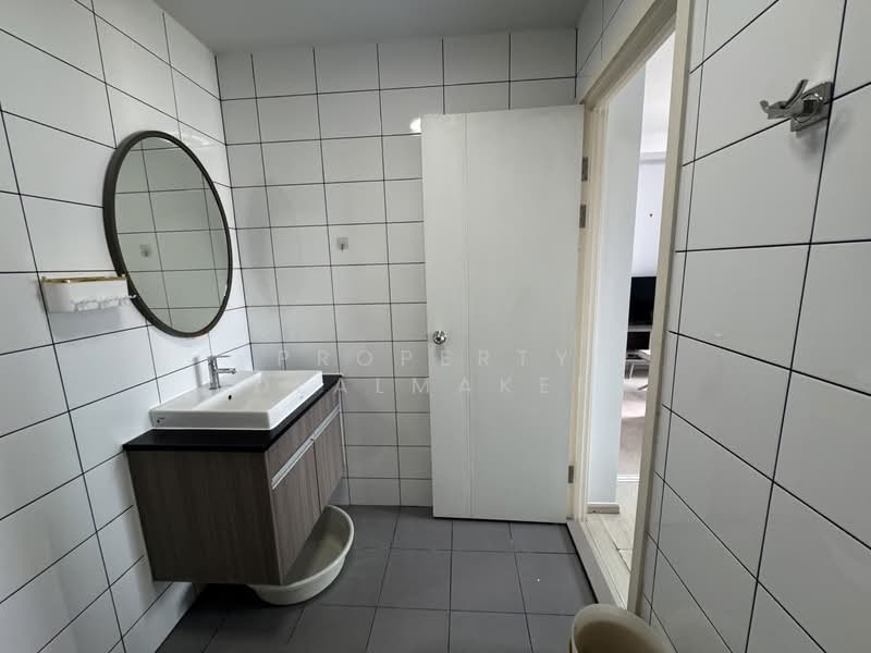 Chapter One ECO Ratchada-Huaikwang, Bangkok, Pracha Uthit Road, Huai Khwang, Huai Khwang, Bangkok, 1 Bedroom, 28 sqm, Condo For Rent, by Property Dealmaker, 500167334 - DDproperty.com