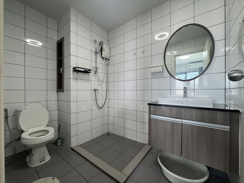 Chapter One ECO Ratchada-Huaikwang, Bangkok, Pracha Uthit Road, Huai Khwang, Huai Khwang, Bangkok, 1 Bedroom, 28 sqm, Condo For Rent, by Property Dealmaker, 500167334 - DDproperty.com