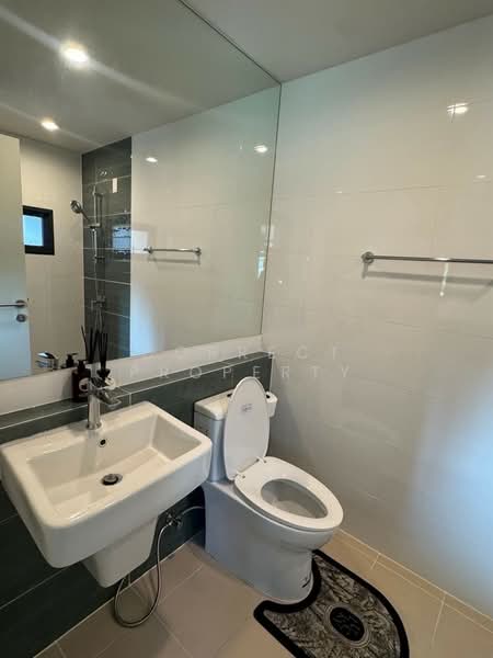 Saransiri Ramkhamhaeng, Bangkok, Khlong Song Ton Nun, Lat Krabang, Bangkok, 3 Bedrooms, 184 sqm, Single Detached House For Rent, by Correct Property, 500167347 - DDproperty.com