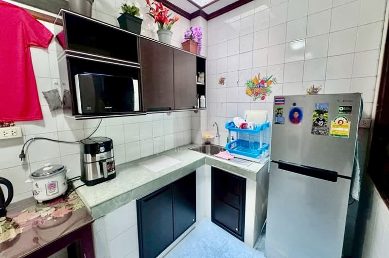 Muang Ramintra, Bangkok, Sam Wa Tawan Tok, Khlong Sam Wa, Bangkok, 2 Bedrooms, 90 sqm, Townhouse For Sale, by คุณปิ่น, 500167376 - DDproperty.com