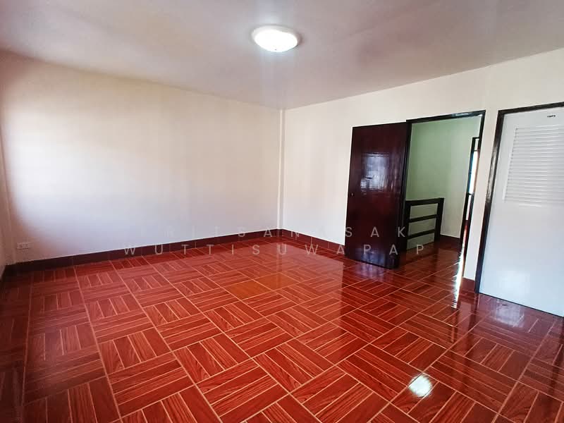 หมู่บ้านสุชา, Bangkok, Nong Kang Plu, Nong Khaem, Bangkok, 4 Bedrooms, 180 sqm, Townhouse For Sale, by Kritsanasak Wuttisuwapap, 500167380 - DDproperty.com