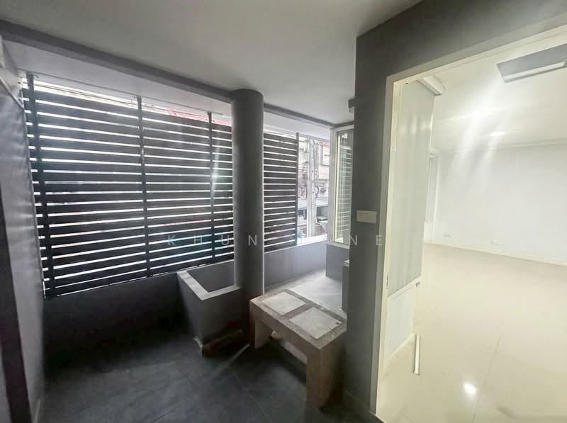 Home Office for Rent in Lat Phrao (SPSJP170), Bangkok, ลาดพร้าว 80, Wang Thonglang, Wang Thonglang, Bangkok, 3 Bedrooms, 300 sqm, Townhouse For Rent, by Khun Jane, 500167392 - DDproperty.com