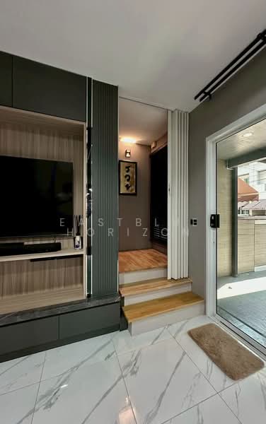 Baan Klang Muang S-Sense Rama 9-Ladprao : บ้านกลางเมือง เอสเซ้นส์ พระราม 9-ลาดพร้าว, กรุงเทพ, ซอยลาดพร้าว 84 ถนนลาดพร้าว, วังทองหลาง, วังทองหลาง, กรุงเทพ, 132 ตร.ม., ทาวน์เฮ้าส์ ขาย, โดย Eastblue Horizon, 500167393 - DDproperty.com