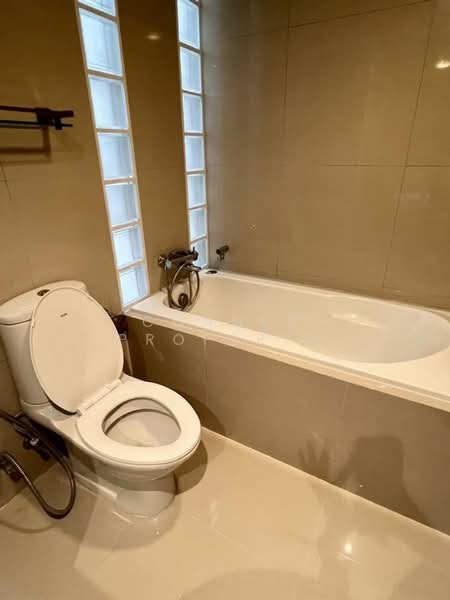 The Kris Ratchada 17, Bangkok, Inthamara 45 Alley, Din Daeng, Din Daeng, Bangkok, 2 Bedrooms, 54 sqm, Condo For Rent, by Connex Property, 500167395 - DDproperty.com