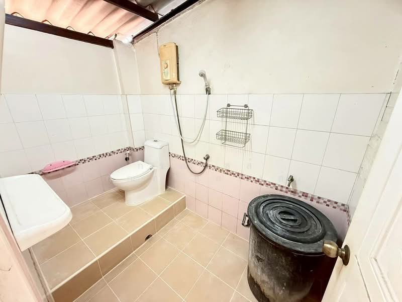 ขาย ทาวน์เฮ้าส์ หมู่บ้าน วิสาหกิจ บางกร่าง 18 นนทบุรี, Nonthaburi, Bang Krang, Muang Nonthaburi, Nonthaburi, 2 Bedrooms, 80 sqm, Townhouse For Sale, by กรณวัสส์ กัณฑวัสส์วงส์, 500167430 - DDproperty.com