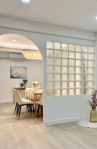 House area Huaikwang, Bangkok, Huai Khwang, Huai Khwang, Bangkok, 5 Bedrooms, 300 sqm, Single Detached House For Rent, by Eastblue Horizon, 500167443 - DDproperty.com