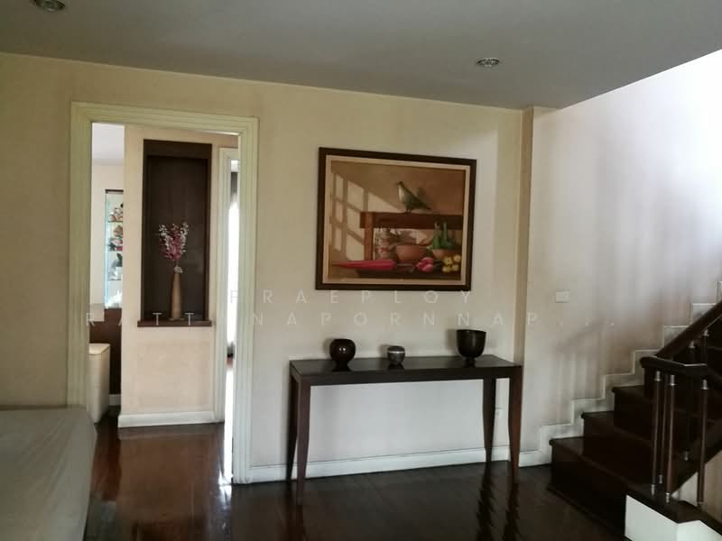 บ้านเดี่ยว 3 ชั้น สไตล์โมเดอร์นคลาสสิค หลังมุม ซอยนวมินทร์ 68 เนื้อที่ 75 ตรว. พท.ใช้สอย 518 ตรม., กรุงเทพ, ประเสริฐมนูญกิจ, นวมินทร์, บึงกุ่ม, กรุงเทพ, 518 ตร.ม., บ้านเดี่ยว ขาย, โดย Praeploy Rattanapornnapapatch, 500167478 - DDproperty.com