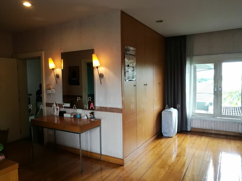 บ้านเดี่ยว 3 ชั้น สไตล์โมเดอร์นคลาสสิค หลังมุม ซอยนวมินทร์ 68 เนื้อที่ 75 ตรว. พท.ใช้สอย 518 ตรม., กรุงเทพ, ประเสริฐมนูญกิจ, นวมินทร์, บึงกุ่ม, กรุงเทพ, 518 ตร.ม., บ้านเดี่ยว ขาย, โดย Praeploy Rattanapornnapapatch, 500167478 - DDproperty.com