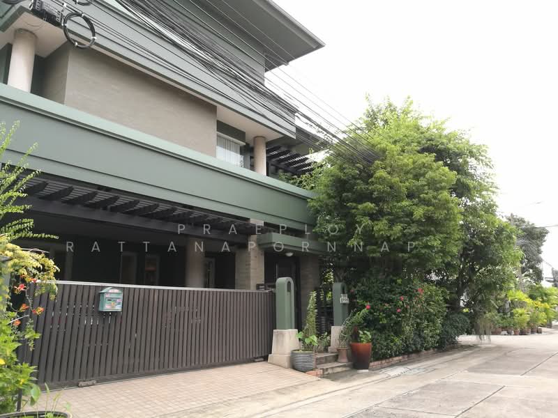 บ้านเดี่ยว 3 ชั้น สไตล์โมเดอร์นคลาสสิค หลังมุม ซอยนวมินทร์ 68 เนื้อที่ 75 ตรว. พท.ใช้สอย 518 ตรม., กรุงเทพ, ประเสริฐมนูญกิจ, นวมินทร์, บึงกุ่ม, กรุงเทพ, 518 ตร.ม., บ้านเดี่ยว ขาย, โดย Praeploy Rattanapornnapapatch, 500167478 - DDproperty.com