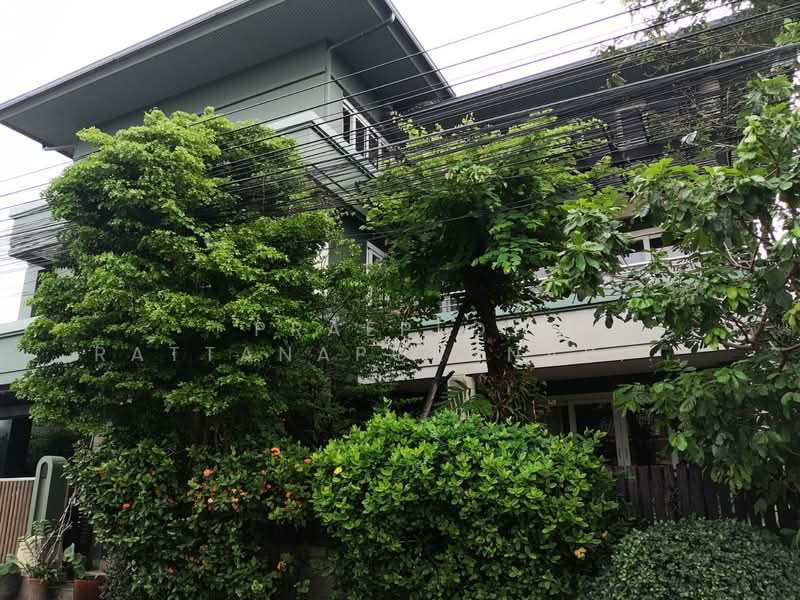 บ้านเดี่ยว 3 ชั้น สไตล์โมเดอร์นคลาสสิค หลังมุม ซอยนวมินทร์ 68 เนื้อที่ 75 ตรว. พท.ใช้สอย 518 ตรม., กรุงเทพ, ประเสริฐมนูญกิจ, นวมินทร์, บึงกุ่ม, กรุงเทพ, 518 ตร.ม., บ้านเดี่ยว ขาย, โดย Praeploy Rattanapornnapapatch, 500167478 - DDproperty.com