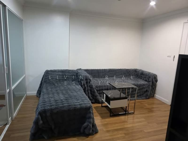 Lumpini Place Rama 9-Ratchada, Bangkok, Rama 9 Road, Huai Khwang, Huai Khwang, Bangkok, 1 Bedroom, 34 sqm, Condo For Rent, by Living Real Estates, 500167532 - DDproperty.com