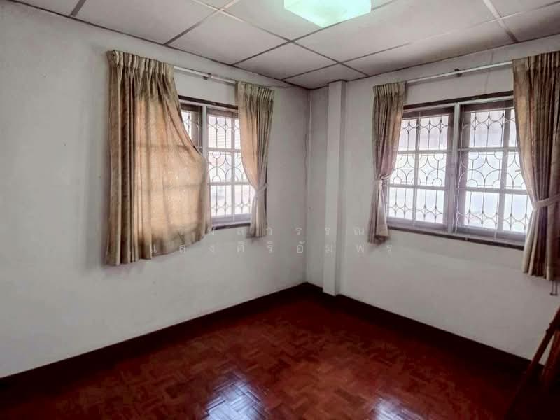 ขายด่วน บ้านแฝด หมู่บ้านพญาไทวิลเลจ ชัยพฤกษ์-ปากเกร็ด, Nonthaburi, Pak Kret, Pak Kret, Nonthaburi, 3 Bedrooms, 120 sqm, Semi-Detached House (Twin House) For Sale, by วิมลวรรณ แสงศิริอัมพร, 500167556 - DDproperty.com