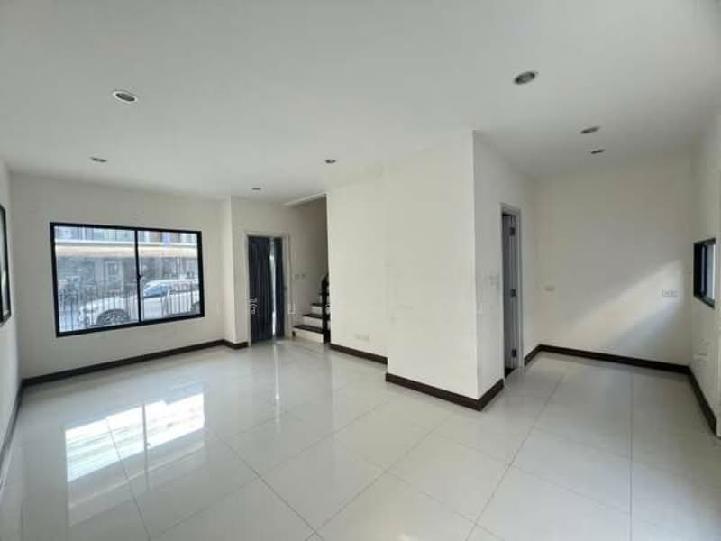 Natura Trend Srinakarin : เนเชอร่า เทรนด์ ศรีนครินทร์, สมุทรปราการ, ถนนทรัพย์พัฒนา, บางเมือง, เมืองสมุทรปราการ, สมุทรปราการ, 125 ตร.ม., ทาวน์เฮ้าส์ ขาย, โดย เรียลตี้ วัน, 500167577 - DDproperty.com