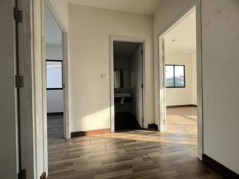 Natura Trend Srinakarin : เนเชอร่า เทรนด์ ศรีนครินทร์, สมุทรปราการ, ถนนทรัพย์พัฒนา, บางเมือง, เมืองสมุทรปราการ, สมุทรปราการ, 125 ตร.ม., ทาวน์เฮ้าส์ ขาย, โดย เรียลตี้ วัน, 500167577 - DDproperty.com