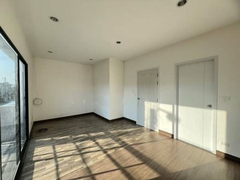 Natura Trend Srinakarin, Samut Prakan, Sap Phatthana Road, Bang Mueng, Muang Samut Prakarn, Samut Prakan, 3 Bedrooms, 125 sqm, Townhouse For Sale, by เรียลตี้ วัน, 500167577 - DDproperty.com