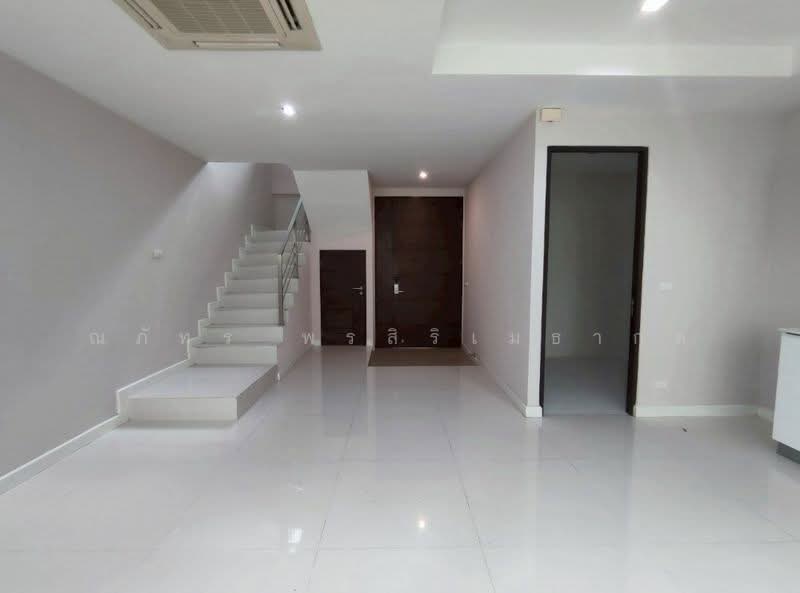 The Park Lane 22 : เดอะ พาร์ค เลน 22, กรุงเทพ, 42 ซอย ปรีดี พนมยงค์ 45, คลองตันเหนือ, วัฒนา, กรุงเทพ, 300 ตร.ม., ทาวน์เฮ้าส์ ให้เช่า, โดย ณภัทร พรสิริเมธากุล, 500167580 - DDproperty.com