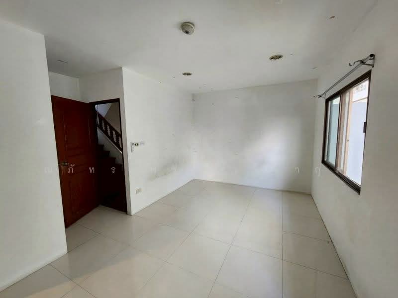 พระโขนง, Bangkok, Phra Kanong, Khlong Toei, Bangkok, 4 Bedrooms, 250 sqm, Townhouse For Rent, by ณภัทร พรสิริเมธากุล, 500167592 - DDproperty.com