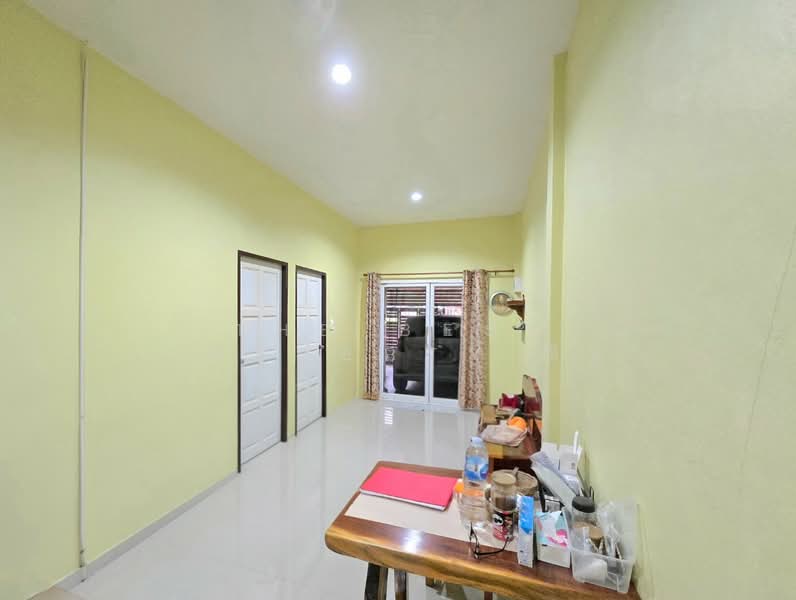 ทาวน์เฮ้าส์ท่าช้าง จันทบุรี, จันทบุรี, ท่าช้าง, เมืองจันทบุรี, จันทบุรี, 100 ตร.ม., ทาวน์เฮ้าส์ ขาย, โดย The Best Property ซิน, 500167610 - DDproperty.com