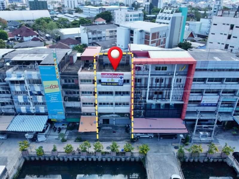 ขาย - อาคารสำนักงาน ถ.วิภาวดีรังสิต ซ.ระหว่างซอยวิภาวดีรังสิต6 -วิภาวดีรังสิต8 แขวงรัชดาภิเษก เขตดินแดง, กรุงเทพ