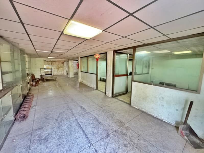 ขาย - อาคารสำนักงาน ถ.วิภาวดีรังสิต ซ.ระหว่างซอยวิภาวดีรังสิต6 -วิภาวดีรังสิต8 แขวงรัชดาภิเษก เขตดินแดง, กรุงเทพ