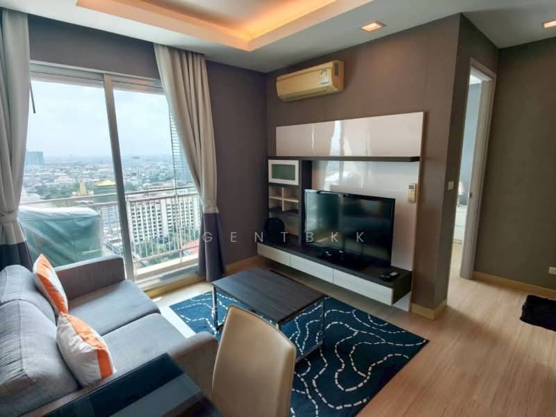 Thru Thonglor, Bangkok, Petchaburi Road, Bang Kapi, Huai Khwang, Bangkok, 1 Bedroom, 31 sqm, Condo For Rent, by Agentbkk, 500167620 - DDproperty.com