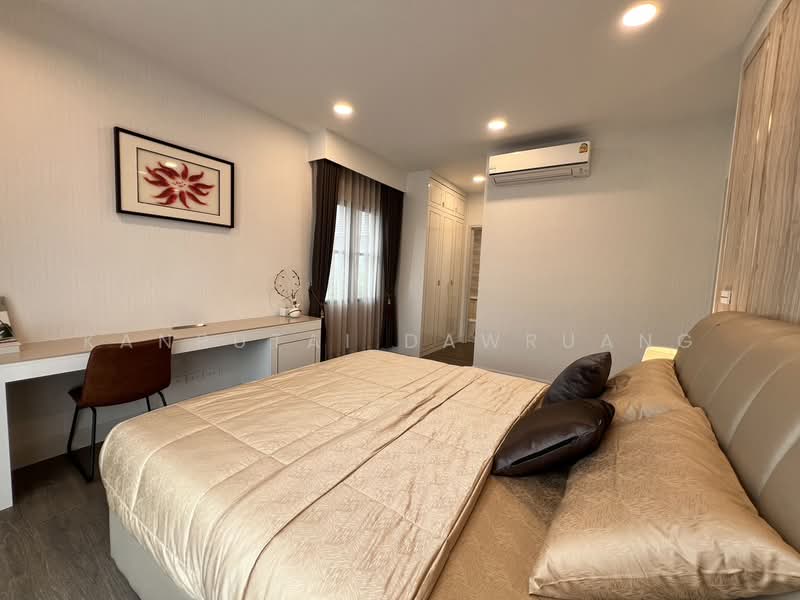 Nantawan Rama 9 - New Krungthepkreetha, Bangkok, Saphan Sung, Saphan Sung, Bangkok, 4 Bedrooms, 302 sqm, Single Detached House For Rent, by Kanrutai Dawruang, 500167633 - DDproperty.com