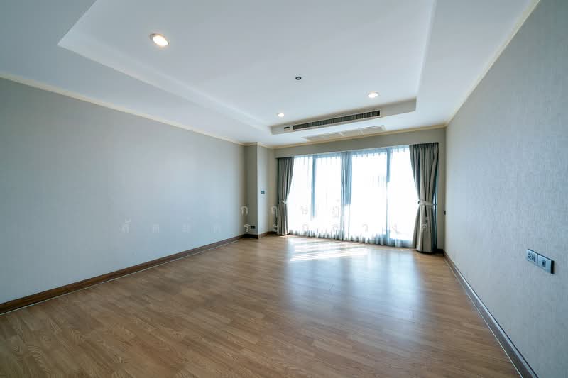 State Tower, Bangkok, 1055 Silom Road, Silom, Bang Rak, Bangkok, 4 Bedrooms, 192 sqm, Condo For Sale, by อุกฤษฎ์ สัตย์ตระกูลวงศ์, 500167749 - DDproperty.com