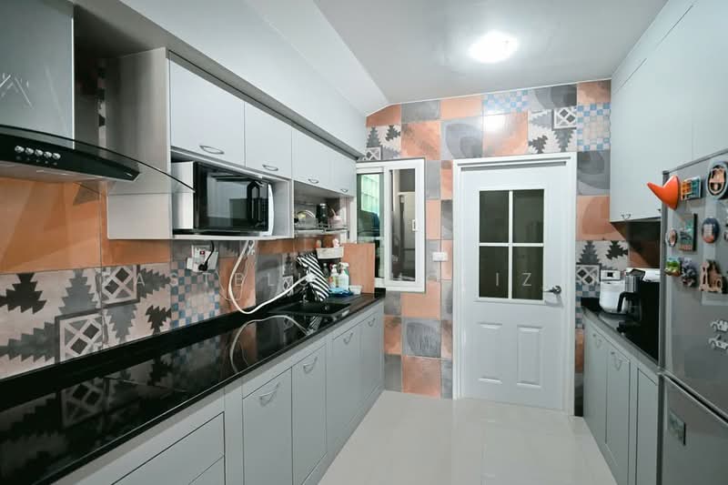 Golden Neo Bangkhae, Bangkok, 345 005/1 Soi Kanchanaphisek, Lak Song, Bang Khae, Bangkok, 3 Bedrooms, 136 sqm, Townhouse For Sale, by Eastblue Horizon, 500167755 - DDproperty.com