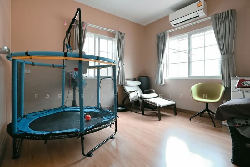 Golden Neo Bangkhae, Bangkok, 345 005/1 Soi Kanchanaphisek, Lak Song, Bang Khae, Bangkok, 3 Bedrooms, 136 sqm, Townhouse For Sale, by Eastblue Horizon, 500167755 - DDproperty.com