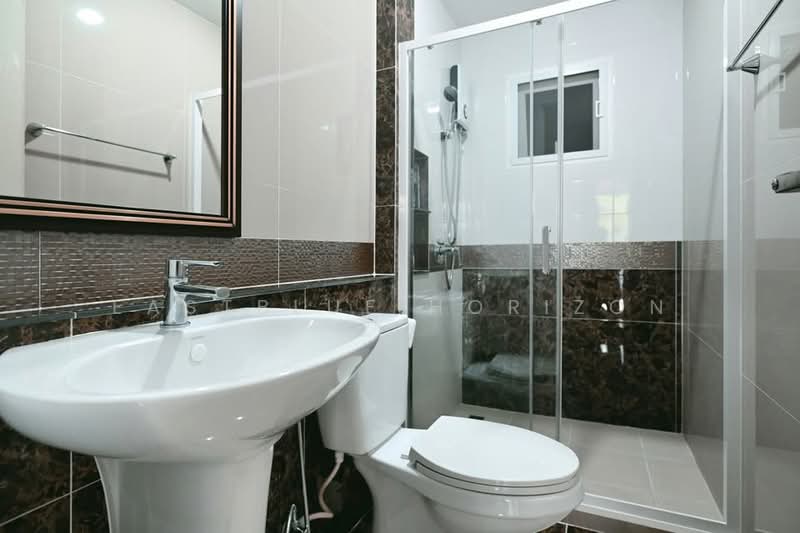 Golden Neo Bangkhae, Bangkok, 345 005/1 Soi Kanchanaphisek, Lak Song, Bang Khae, Bangkok, 3 Bedrooms, 136 sqm, Townhouse For Sale, by Eastblue Horizon, 500167755 - DDproperty.com