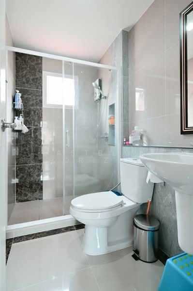 Golden Neo Bangkhae, Bangkok, 345 005/1 Soi Kanchanaphisek, Lak Song, Bang Khae, Bangkok, 3 Bedrooms, 136 sqm, Townhouse For Sale, by Eastblue Horizon, 500167755 - DDproperty.com