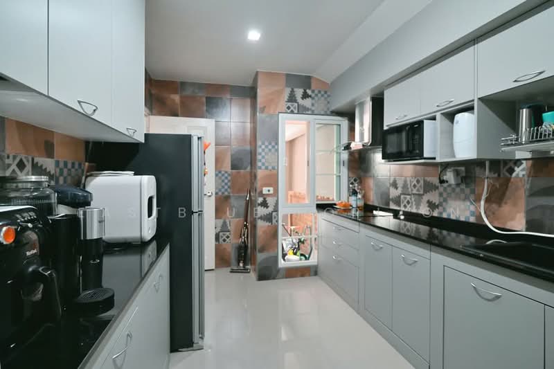 Golden Neo Bangkhae, Bangkok, 345 005/1 Soi Kanchanaphisek, Lak Song, Bang Khae, Bangkok, 3 Bedrooms, 136 sqm, Townhouse For Sale, by Eastblue Horizon, 500167755 - DDproperty.com