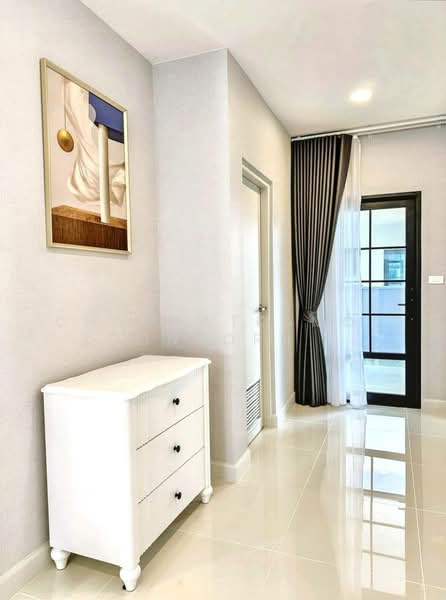 Centro Bangna, Samut Prakan, 111 Soi 3, Bang Kaeo, Bang Plee, Samut Prakan, 4 Bedrooms, 303 sqm, Single Detached House For Rent, by Chomratkamol Soontorntarawong (Gor), 500167763 - DDproperty.com