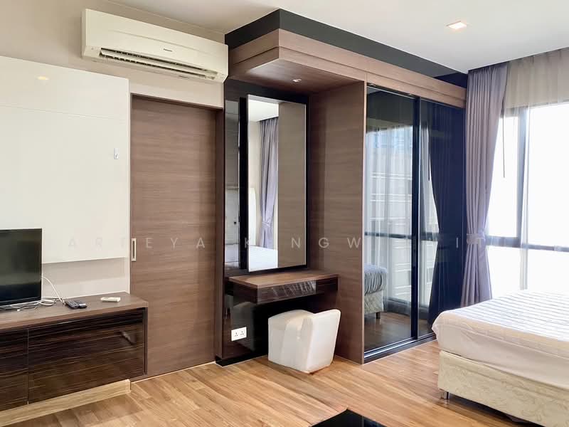 Ivy Ampio, Bangkok, 48 Ratchadaphisek Road, Huai Khwang, Huai Khwang, Bangkok, Studio, 34 sqm, Condo For Rent, by Areeya Kingwichit, 500167784 - DDproperty.com