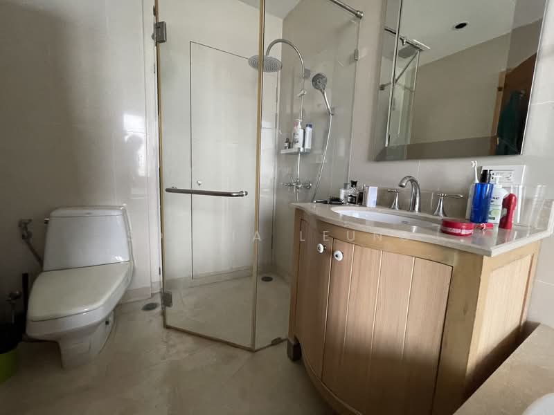 The Empire Place, Bangkok, 88 Narathiwatratchanakharin Road, Thung Maha Mek, Sathon, Bangkok, 2 Bedrooms, 107 sqm, Condo For Rent, by Sophia Leung, 500167786 - DDproperty.com