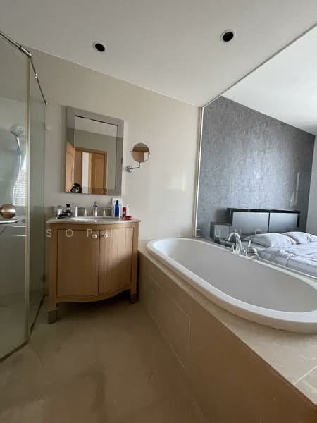 The Empire Place, Bangkok, 88 Narathiwatratchanakharin Road, Thung Maha Mek, Sathon, Bangkok, 2 Bedrooms, 107 sqm, Condo For Rent, by Sophia Leung, 500167786 - DDproperty.com