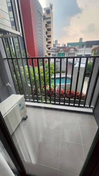 Maroon Ratchada 32, Bangkok, Chan Kasem, Chatuchak, Bangkok, 1 Bedroom, 35 sqm, Condo For Rent, by วีระบูลย์ จารุพรล้ำเลิศ, 500167804 - DDproperty.com