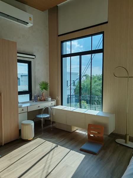 PruksaVille Ramkhamhaeng-Romklao, Bangkok, Soi Kheha Romklao 64, Khlong Song Ton Nun, Lat Krabang, Bangkok, 3 Bedrooms, 150 sqm, Townhouse For Rent, by Agent Pla, 500167810 - DDproperty.com