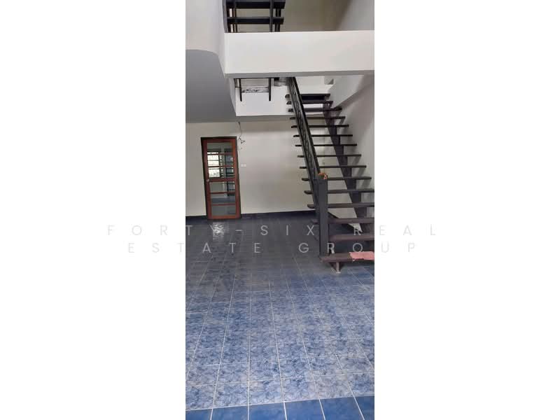 ให้เช่า ทาวน์โฮม 3 ชั้น 28 ตร.ว. เพดานสูง 3-story townhouse, Bangkok, Bang Kae Nua, Bang Khae, Bangkok, 3 Bedrooms, 300 sqm, Townhouse For Rent, by Forty-Six Real Estate Group, 500167815 - DDproperty.com