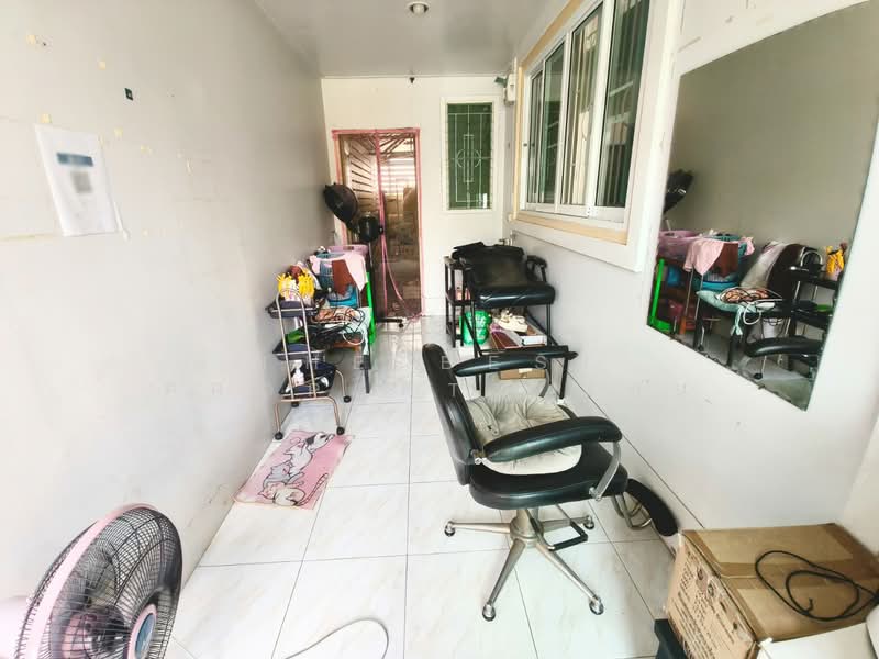 ณฐาวดี เลคไซด์ ศรีราชา (Nattawadee Lakeside), Chon Buri (Pattaya), Bueng, Si Racha, Chon Buri (Pattaya), 2 Bedrooms, 150 sqm, Semi-Detached House (Twin House) For Sale, by The Best Property แอน, 500167821 - DDproperty.com