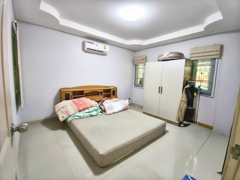 ณฐาวดี เลคไซด์ ศรีราชา (Nattawadee Lakeside), Chon Buri (Pattaya), Bueng, Si Racha, Chon Buri (Pattaya), 2 Bedrooms, 150 sqm, Semi-Detached House (Twin House) For Sale, by The Best Property แอน, 500167821 - DDproperty.com