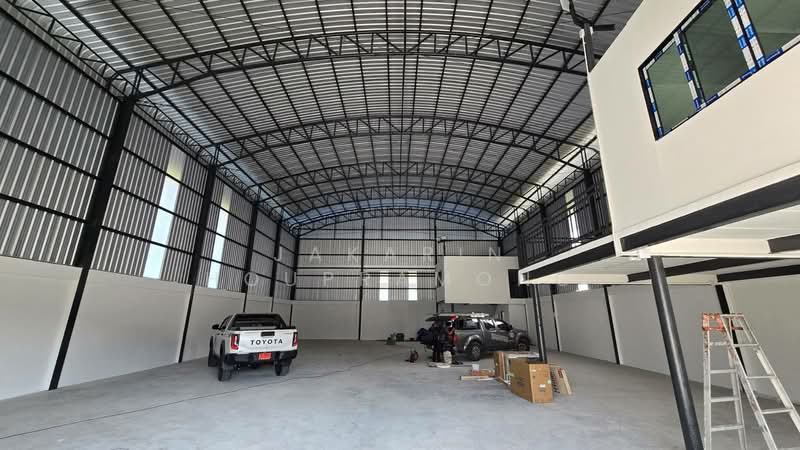 ให้เช่าโกดัง ซอยลาดกระบัง บางพลี สมุทรปราการ 520 ตรม ออฟฟิศ+แอร์, Samut Prakan, Rachathewa, Bang Plee, Samut Prakan, , 520 sqm, Warehouse/Factory For Rent, by Jakarin Houpramong, 500167831 - DDproperty.com